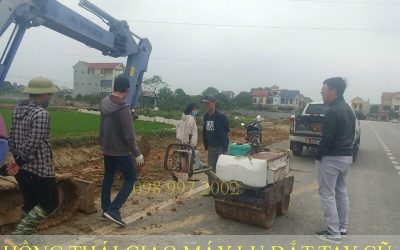 máy lu dắt tay cũ