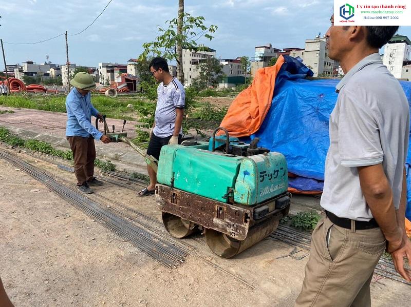cho thuê máy lu dắt tay