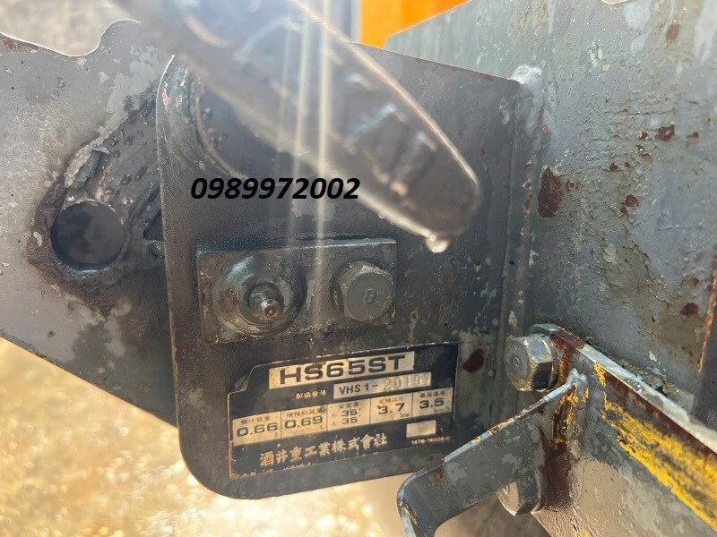 máy lu kéo tay sakai hs65st