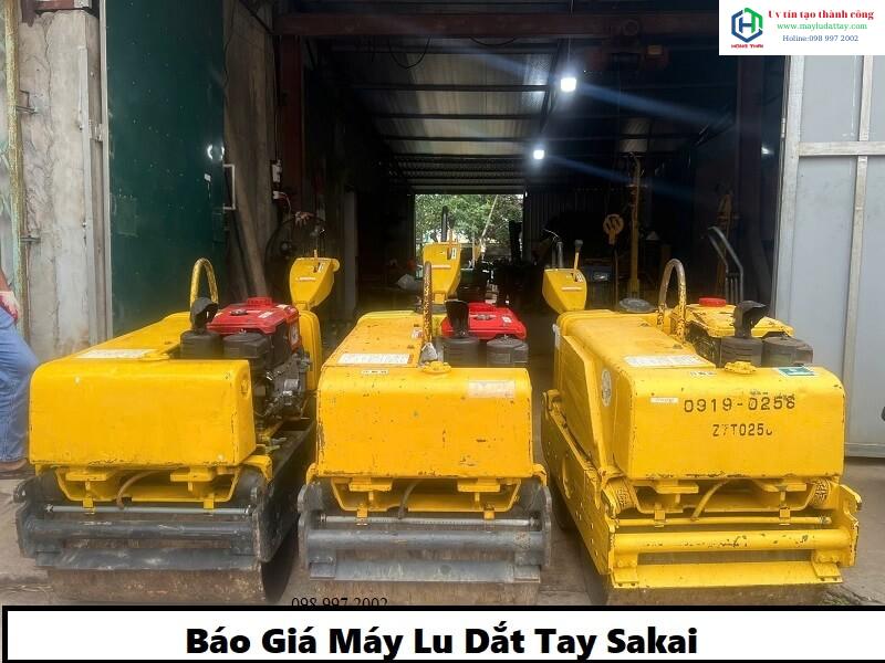 giá máy lu dắt tay Sakai