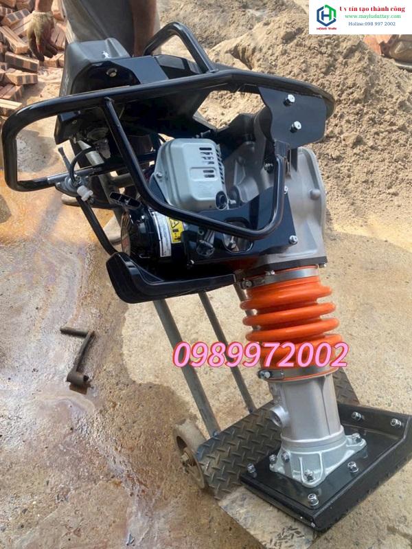 máy đầm cóc mikasa mới 